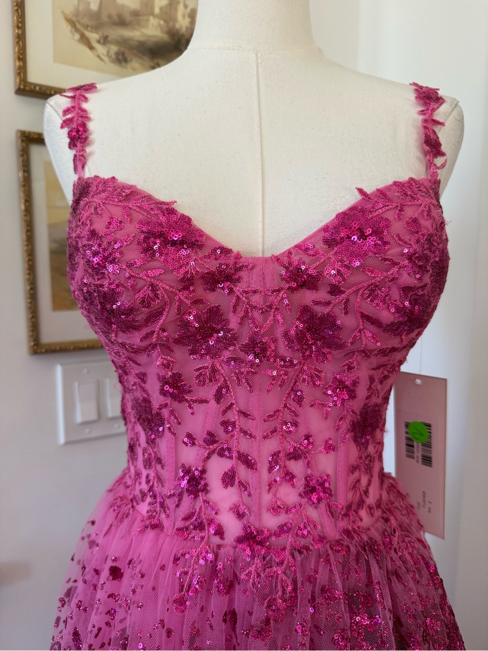 NWT Jovani Ballgown in Tiered Fuschia Pink Barbie Sparkle Dreams - Picture 5 of 10